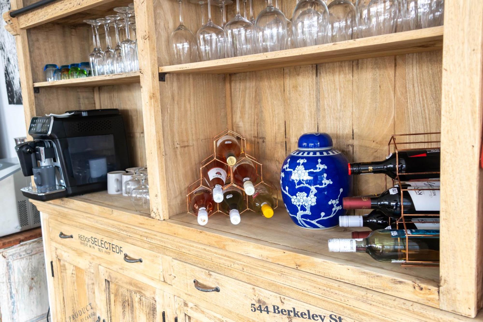 The Rez Guesthouse 월브스베이 외부 사진